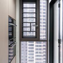 142㎡意式輕奢風：木質勾勒溫潤質感，細節(jié)打造理想人居！